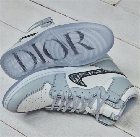 collection dior jordan|Dior jordan 1 release date.